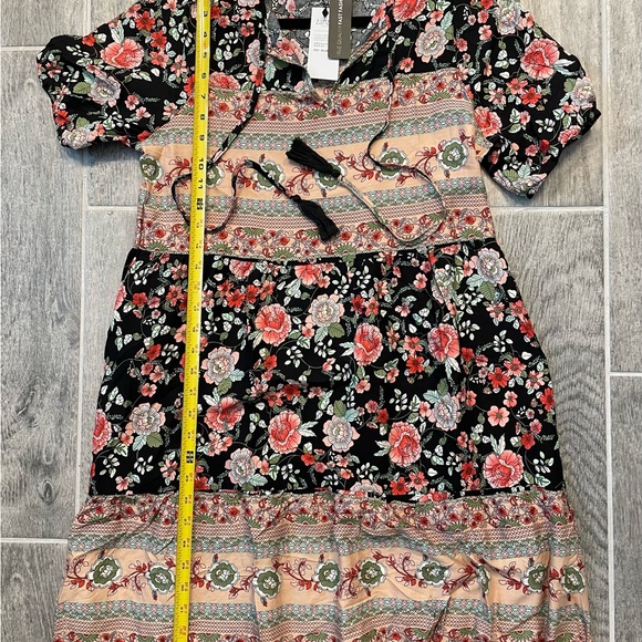 NWT Zanzea Black and Pink Floral Lightweight Boho Short Sleeve Dress - Picture 5 of 6